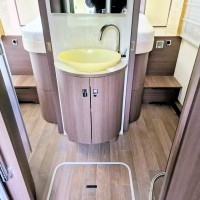 Burstner campers Grand panorama i 920 uit 2013 Foto #6