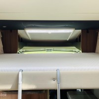 Knaus MAIN CAMP T 700 0F Dak airco / Frans bed / Hefbed Foto #1
