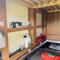 Knaus MAIN CAMP T 700 0F Dak airco / Frans bed / Hefbed Foto #17