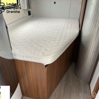 Hobby Optima de luxe 50 Years T65 Frans bed en Hefbed Foto #1