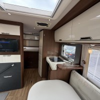 Niesmann+bischoff Arto 64 GL met motor drager en trekhaak Foto #27