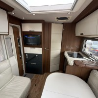 Niesmann+bischoff Arto 64 GL met motor drager en trekhaak Foto #28