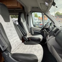 Possl roadcruiser 640 automaat lengtebedden 157pk Foto #21