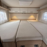 Sunlight Capron T66 lengtebed en 2 x Airco Foto #28