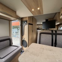 Knaus 700MEG Sky Wave Enkele Bedden Hefbed Levelsysteem Luifel fietsenrek Foto #40