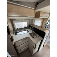 Knaus 700MEG Sky Wave Enkele Bedden Hefbed Levelsysteem Luifel fietsenrek Foto #42