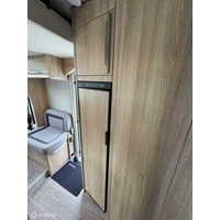Knaus 700MEG Sky Wave Enkele Bedden Hefbed Levelsysteem Luifel fietsenrek Foto #44