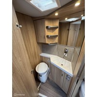 Knaus 700MEG Sky Wave Enkele Bedden Hefbed Levelsysteem Luifel fietsenrek Foto #3