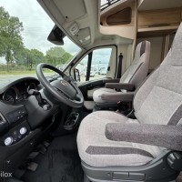 Knaus 700MEG Sky Wave Enkele Bedden Hefbed Levelsysteem Luifel fietsenrek Foto #14