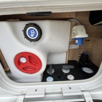 Knaus 700MEG Sky Wave Enkele Bedden Hefbed Levelsysteem Luifel fietsenrek Foto #25