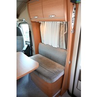 Knaus Sun TI 600 UF Fransbed Fietsendrager Foto #6