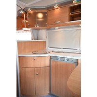 Knaus Sun TI 600 UF Fransbed Fietsendrager Foto #11