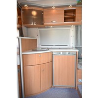 Knaus Sun TI 600 UF Fransbed Fietsendrager Foto #12