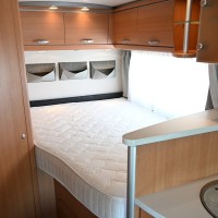 Knaus Sun TI 600 UF Fransbed Fietsendrager Foto #19