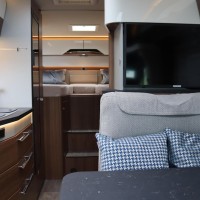Hymer BMC-T 580 170pk Automaat | Origineel NL | 1e Eigenaar | Zonnepaneel | Lithium | Lengtebedden | AL-KO SLC Chassis | Foto #31