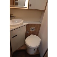 Bürstner Lyseo Time BT7363 2.3 Multijet 140pk | Queensbed | Hefbed | Gescheiden Douche | LPG Installatie | Zonnepaneel | Fietsendrager | Foto #40