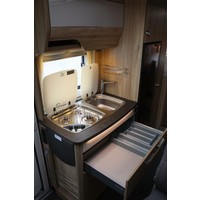 Hymer Exsis T588 150pk Automaat | Lengtebedden | Zonnepanelen | Dakairco | Trekhaak | 2e Huishoudaccu | Foto #30