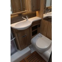 Hymer Exsis T588 150pk Automaat | Lengtebedden | Zonnepanelen | Dakairco | Trekhaak | 2e Huishoudaccu | Foto #36