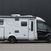 Hymer BMC-T 580 170pk Automaat | XXL Bed | Uitrustingslijn Premium | Lithium pakket | Zonnepanelen | Dakairco | Lengtebedden | Foto #32