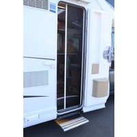 Knaus Sky Ti 700 MEG 150pk Automaat | Lengtebedden | Zonnepaneel | Omvormer | Luchtvering | Trekhaak | Fietsenhouder | Foto #26