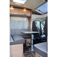 Knaus Sky Ti 700 MEG 150pk Automaat | Lengtebedden | Zonnepaneel | Omvormer | Luchtvering | Trekhaak | Fietsenhouder | Foto #27