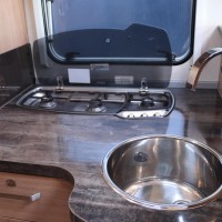 Knaus Sky Ti 700 MEG 150pk Automaat | Lengtebedden | Zonnepaneel | Omvormer | Luchtvering | Trekhaak | Fietsenhouder | Foto #35