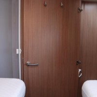 Knaus Sky Ti 700 MEG 150pk Automaat | Lengtebedden | Zonnepaneel | Omvormer | Luchtvering | Trekhaak | Fietsenhouder | Foto #1