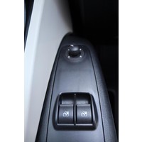 Knaus Sky Ti 700 MEG 150pk Automaat | Lengtebedden | Zonnepaneel | Omvormer | Luchtvering | Trekhaak | Fietsenhouder | Foto #8