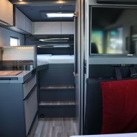 Niesmann+bischoff iSmove 6.9E Clou Line 160pk Automaat | 7 meter | Unieke kleurstelling | Sonos | Zonnepanelen | Omvormer | Hefbed | Foto #29