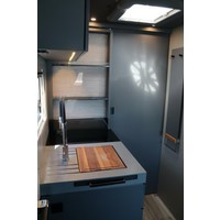 Niesmann+bischoff iSmove 6.9E Clou Line 160pk Automaat | 7 meter | Unieke kleurstelling | Sonos | Zonnepanelen | Omvormer | Hefbed | Foto #34