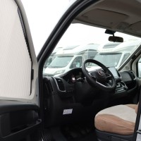 Lmc Cruiser V646 140pk JTD | Smal model | 6.77m | Achteruitrijcamera | Luifel | Panoramadak | Foto #22