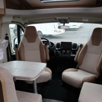 Lmc Cruiser V646 140pk JTD | Smal model | 6.77m | Achteruitrijcamera | Luifel | Panoramadak | Foto #5