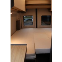 LMC innovan 592 130pk | Lengtebedden | 5.98m | Luifel | Verwarmde Vuilwatertank | Cruise Control | Foto #8