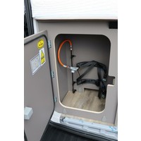 LMC innovan 592 130pk | Lengtebedden | 5.98m | Luifel | Verwarmde Vuilwatertank | Cruise Control | Foto #13
