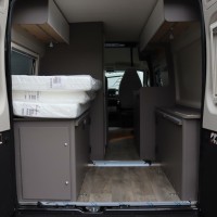 Lmc Innovan 600 140pk | 5.99m | Hefdak | Luifel | Dwarsbed | Inlegramen | Cruise Control | Foto #31