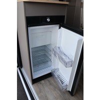 LMC Innovan 640 140pk Automaat | Lengtebedden | Luifel | Panoramadak | Inlegramen | Cruise Control | Nieuw uit voorraad leverbaar | Foto #19