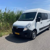 Nette buscamper met vast bed Foto #4