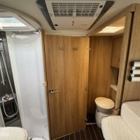 Knaus 700MEG Sky Wave Enkele Bedden Hefbed 2X Airco Luifel Grote Garage Foto #4