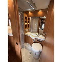 Carthago C Tourer T143 lengte bed top staat ! Foto #14