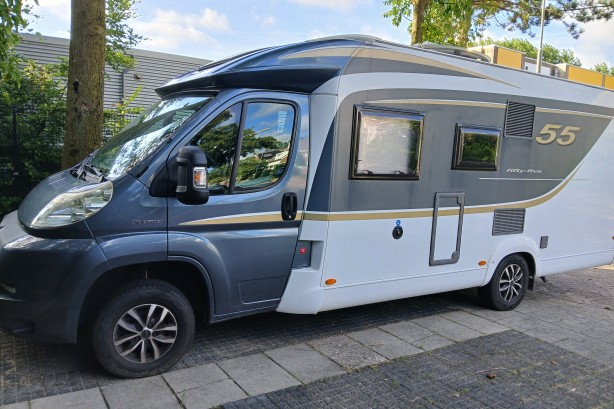 Tweedehands Burstner campers camper kopen