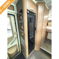 Adria Matrix Plus 670 SC uit 2018 Foto #8