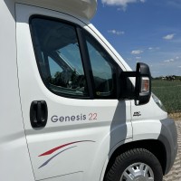 Challenger campers GENESIS 22 uit 2010 Foto #1