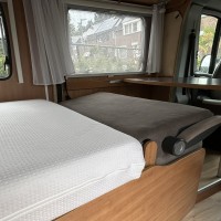 Challenger campers GENESIS 22 uit 2010 Foto #9