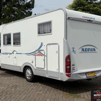 Adria coral S 660SL met lengtbedden.,bearlock,top staat Foto #18