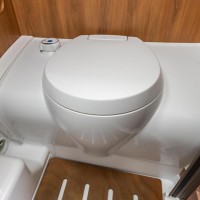 Hymer EXSIS i 504 Automaat hefbed Camera bearlock Foto #16