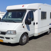 Burstner campers TEILINTEGRIERT uit 2003 Foto #4