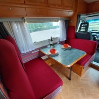 Adria 640  Leuke starters camper! Foto #7