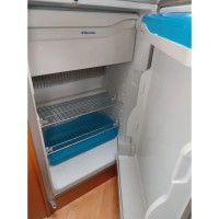 Adria 640  Leuke starters camper! Foto #12
