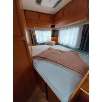 Adria 640  Leuke starters camper! Foto #16
