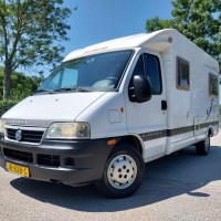 Dethleffs Globebus 1 met een lengte van 580 cm Foto #2